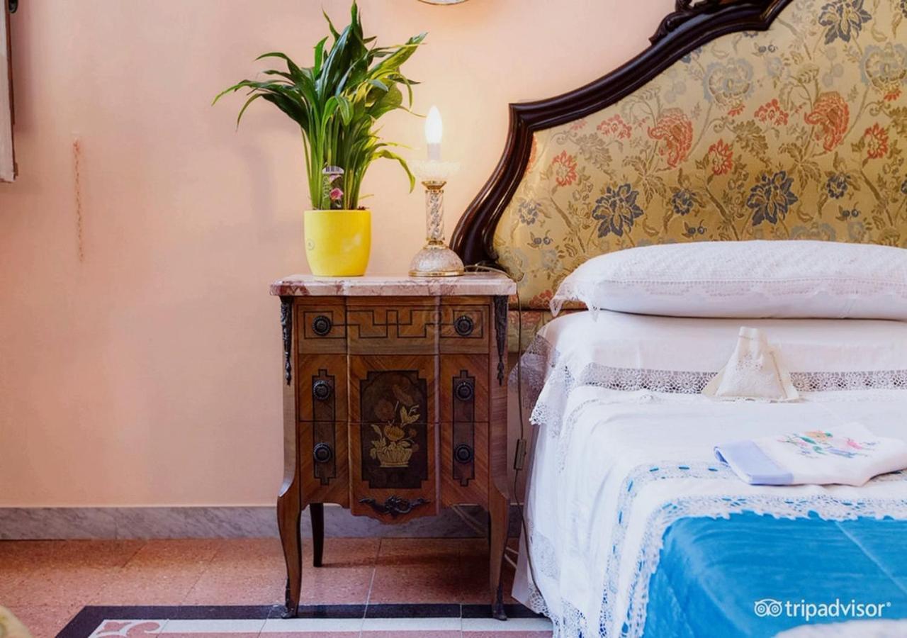 B&B Atmosfere Del Centro Storico Neapol Zewnętrze zdjęcie