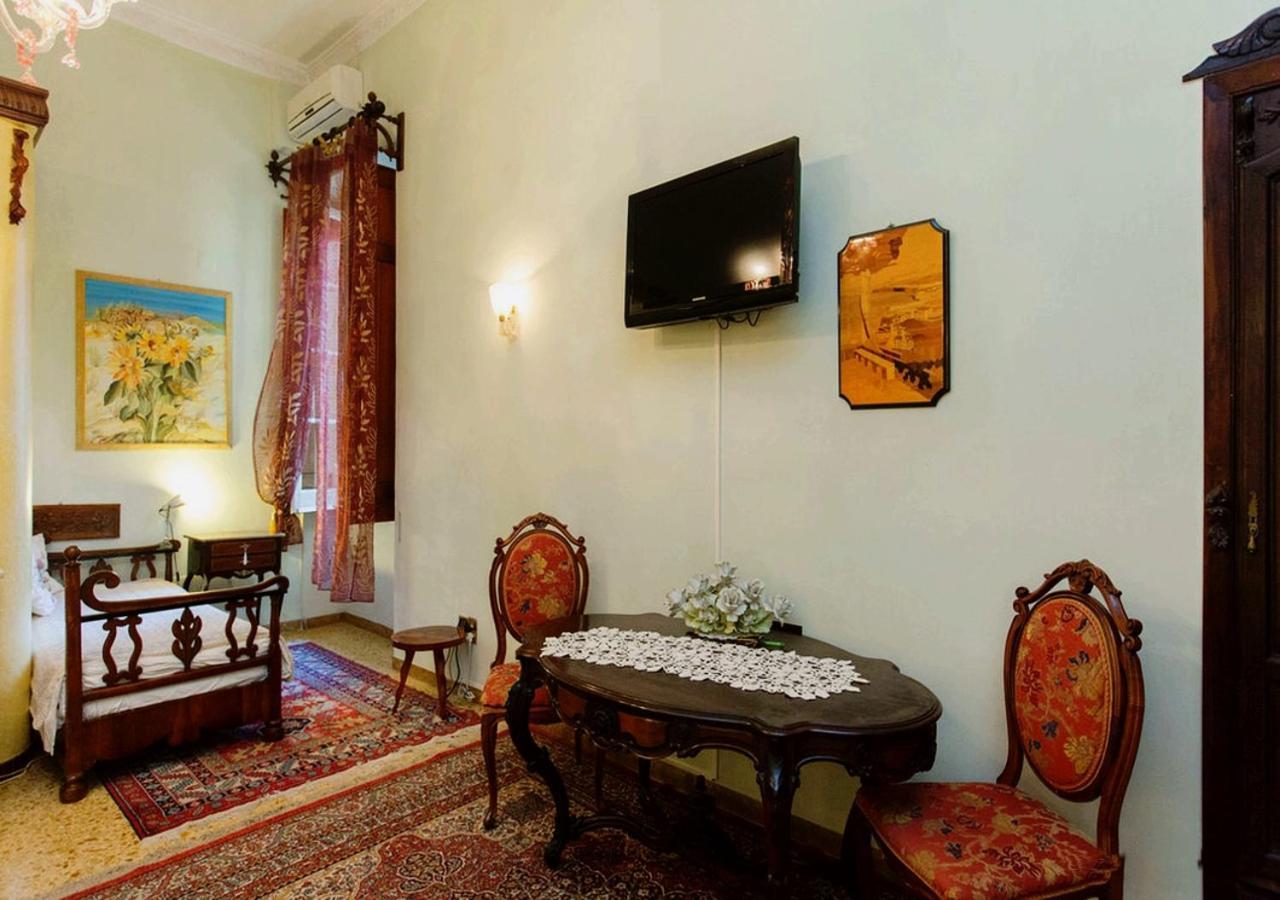B&B Atmosfere Del Centro Storico Neapol Zewnętrze zdjęcie